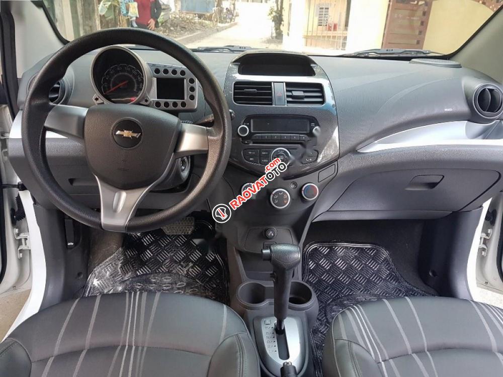 Bán Chevrolet Spark 1.0AT đời 2013, màu trắng chính chủ, giá chỉ 275 triệu-4