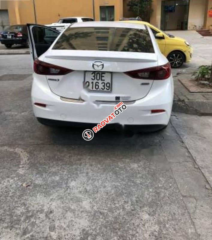 Bán Mazda 3 đời 2017, màu trắng, 655 triệu-0