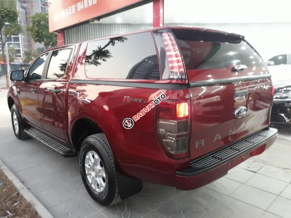 Cần bán Ford Ranger XLS 2.2L 4x2 AT đời 2017, màu đỏ, xe nhập-2