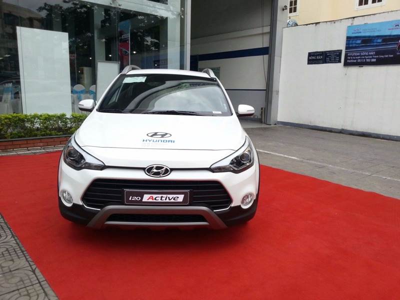 Cần bán Hyundai i20 Active đời 2017, màu trắng, nhập khẩu, giá tốt-2