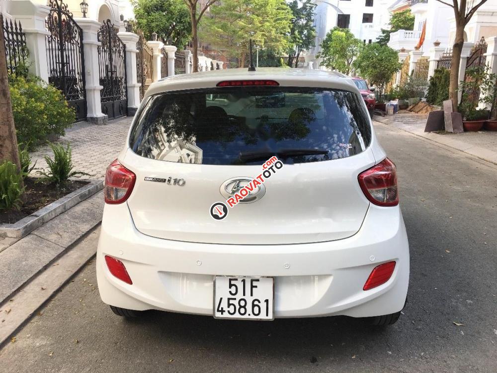 Cần bán gấp Hyundai Grand i10 1.0MT đời 2017, màu trắng, xe nhập xe gia đình, giá tốt-5