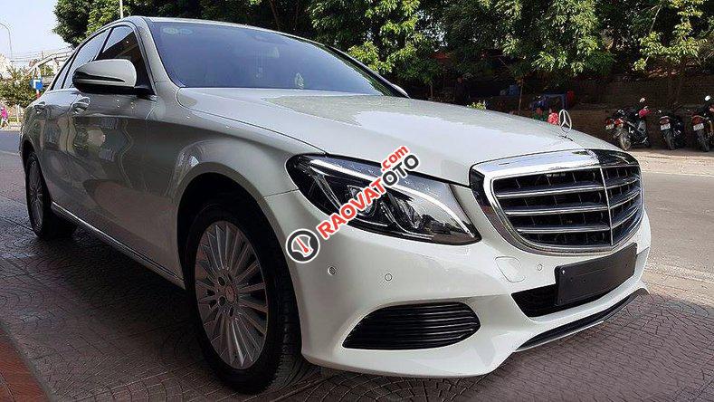 Xe Mercedes C250 đời 2016, màu trắng-2