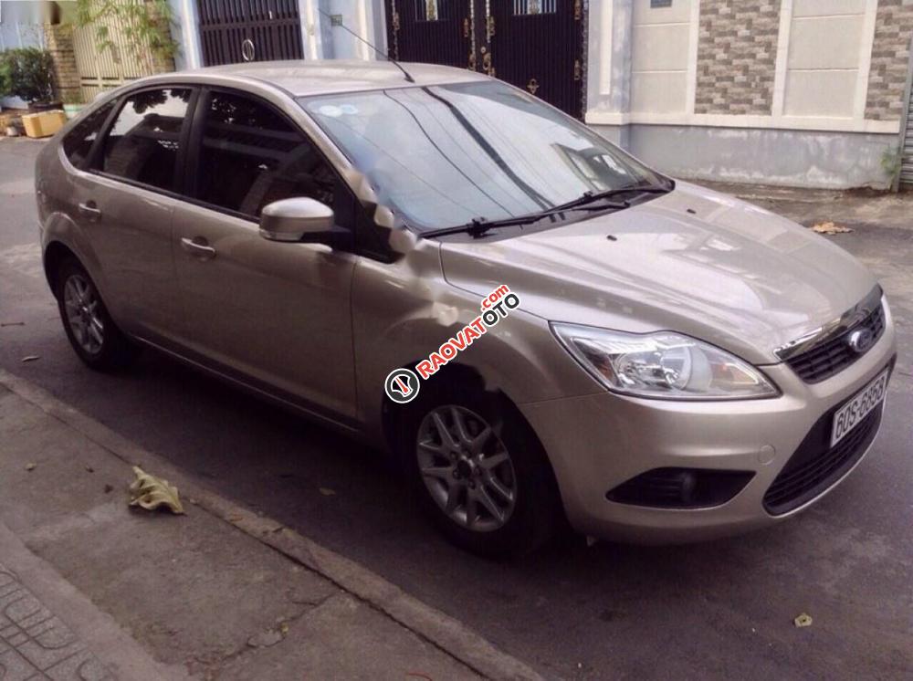 Cần bán gấp Ford Focus đời 2008, màu bạc số tự động-0