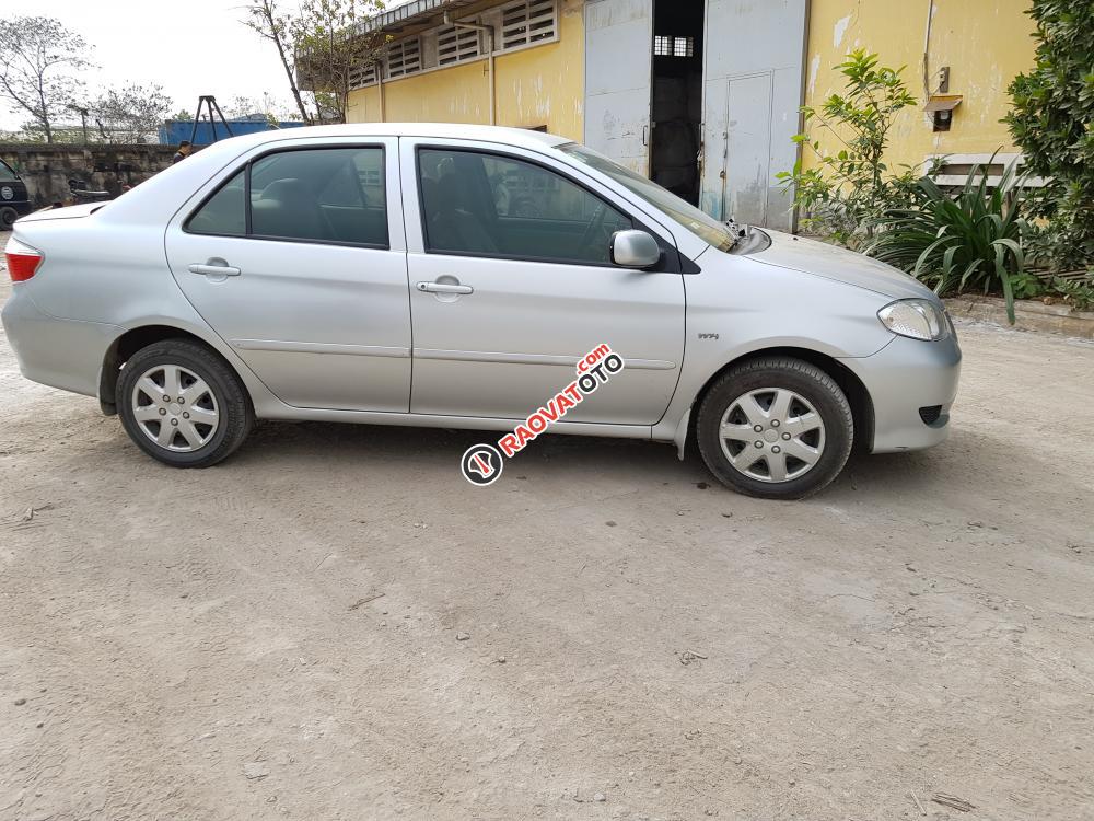 Bán xe Toyota Vios đời 2003, màu bạc, giá 210tr-2