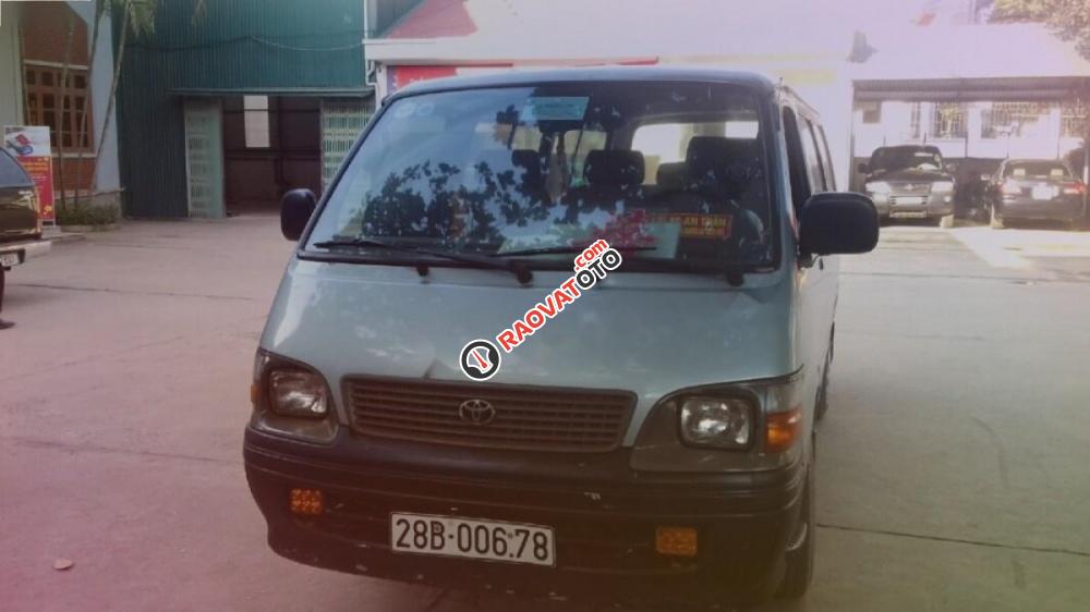 Cần bán lại xe Toyota Hiace năm 2003-0