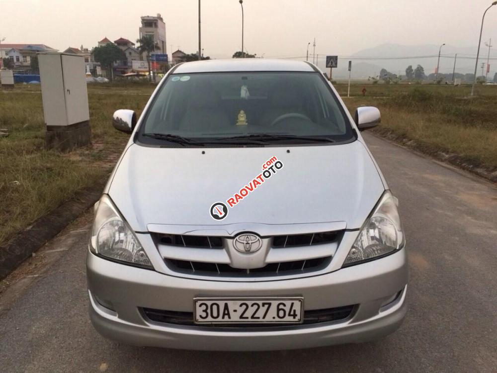 Bán ô tô Toyota Innova G đời 2006, màu bạc chính chủ-4