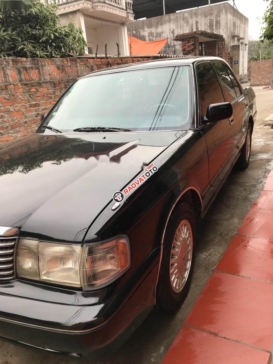 Cần bán lại xe Toyota Crown 3.0 MT đời 1993, màu đen, nhập khẩu, 175tr-2