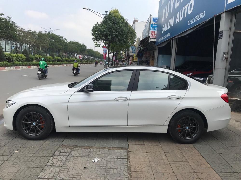 Cần bán xe BMW 3 Series 320i sản xuất 2014, màu trắng, nhập khẩu nguyên chiếc-0