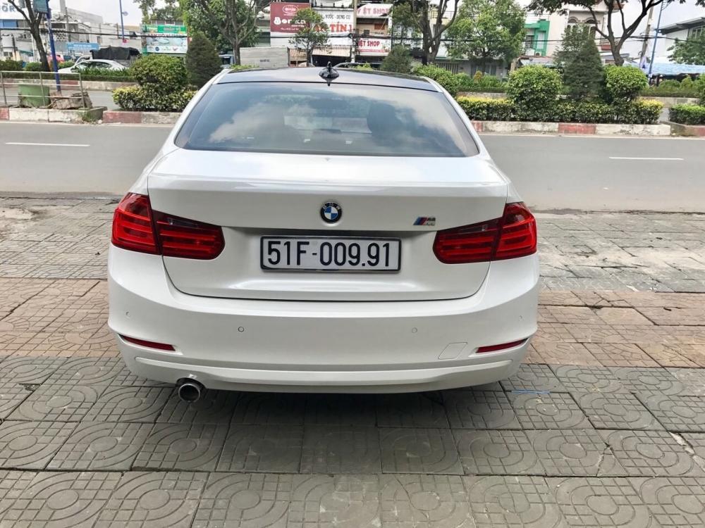 Cần bán xe BMW 3 Series 320i sản xuất 2014, màu trắng, nhập khẩu nguyên chiếc-9