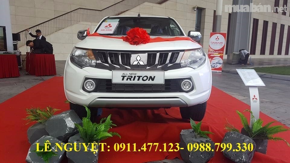 Bán Mitsubishi Triton đời 2017, màu trắng, nhập khẩu chính hãng, giá tốt-0