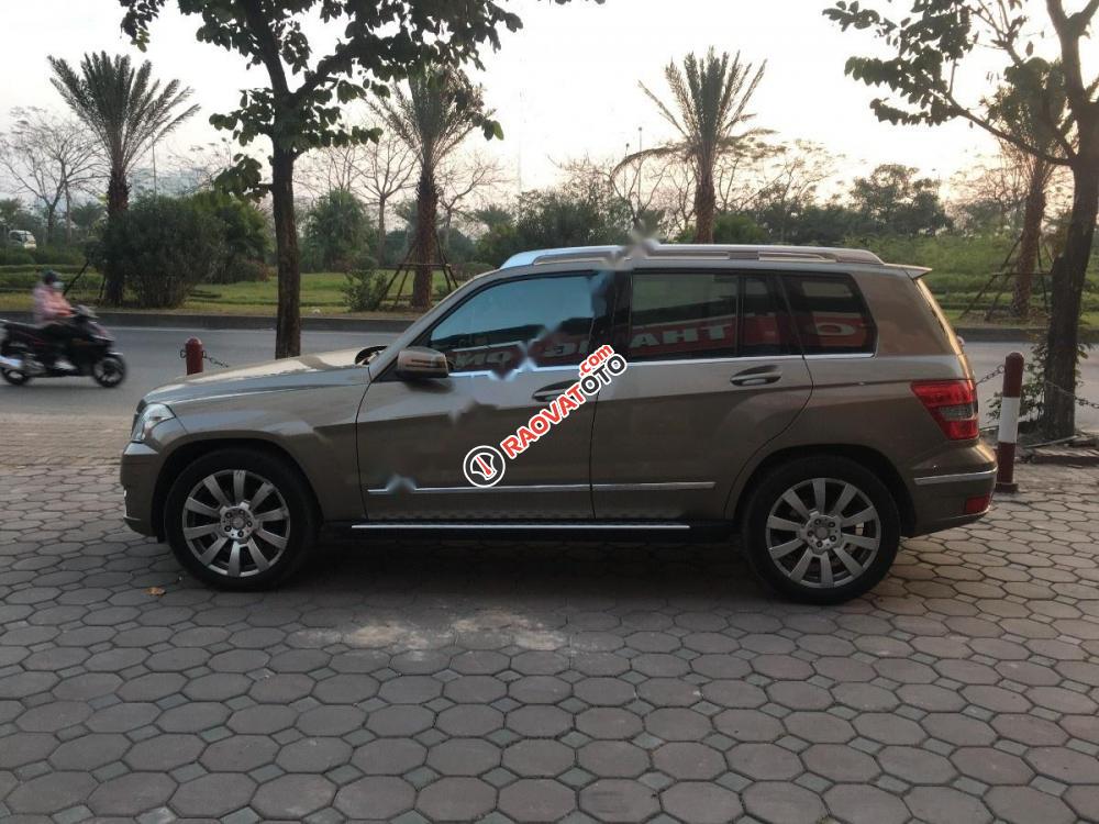 Cần bán gấp Mercedes GLK 300 đời 2009-2