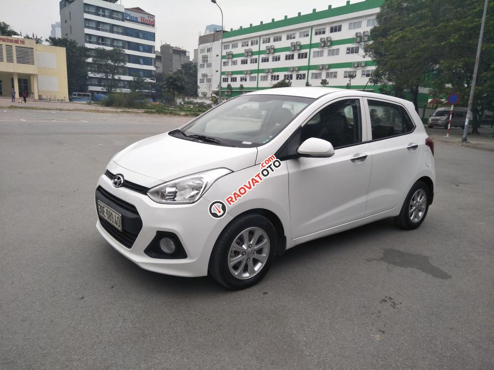 Bán ô tô Hyundai i10 MT đời 2016, màu trắng, nhập khẩu, 345tr-1