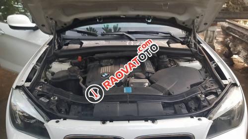 Bán BMW X1 3.0l AT đời 2010, màu trắng, nhập khẩu nguyên chiếc-9