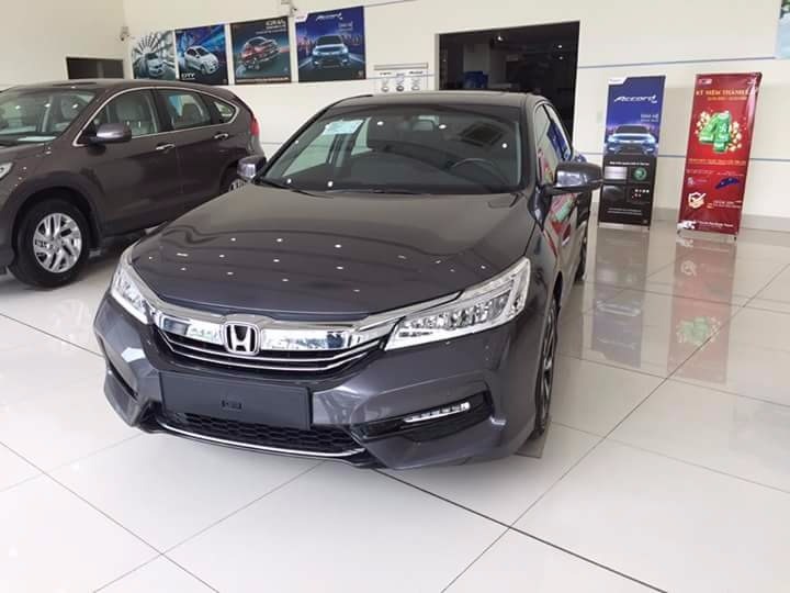 Bán Honda Accord năm 2017, màu đen, nhập khẩu chính hãng-4