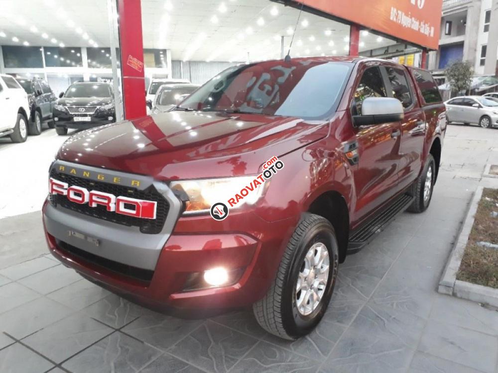 Cần bán Ford Ranger XLS 2.2L 4x2 AT đời 2017, màu đỏ, xe nhập-0