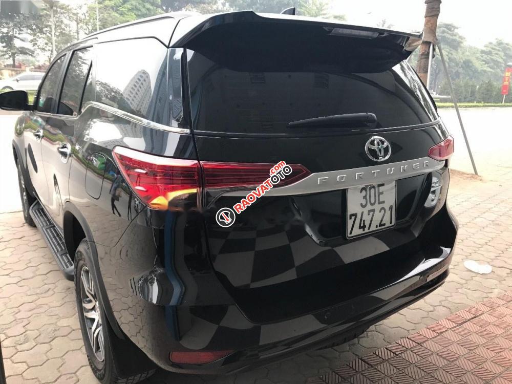 Cần bán Toyota Fortuner 2.4G 4x2 MT đời 2017, màu đen, nhập khẩu nguyên chiếc-3