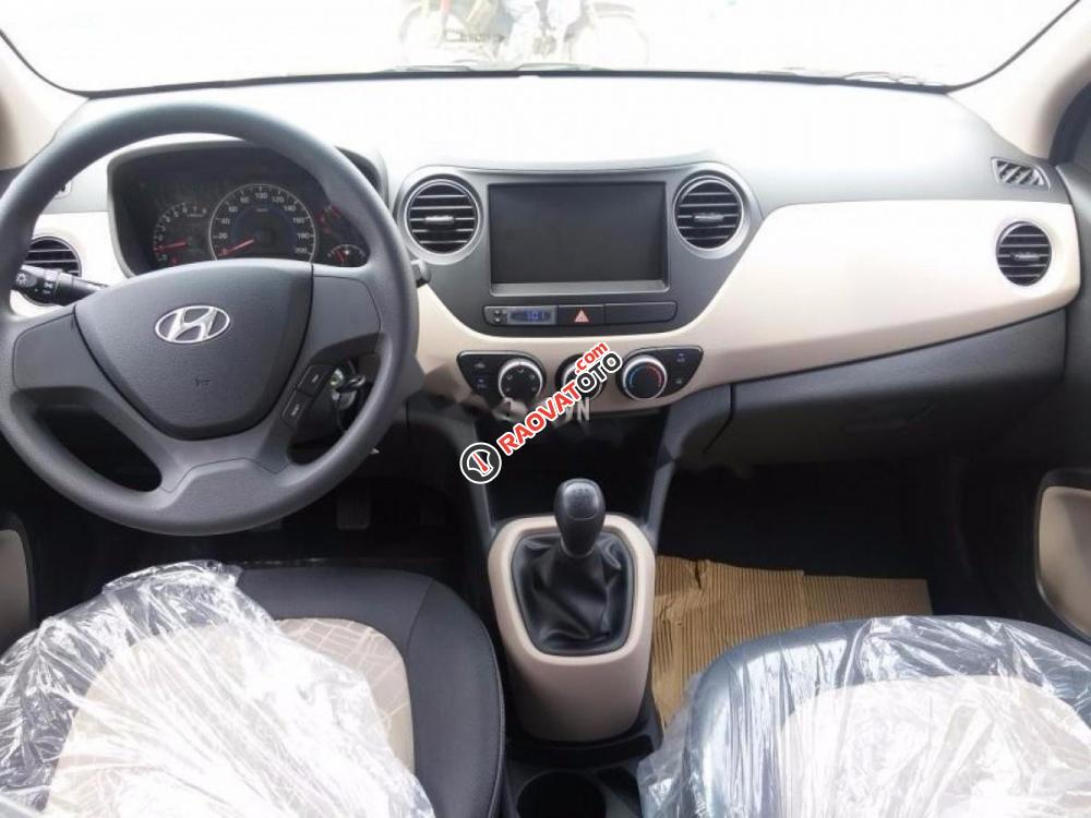 Cần bán xe Hyundai Grand i10 1.2 MT Base đời 2017, màu bạc, 330 triệu-7