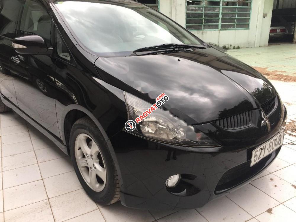 Cần bán Mitsubishi Grandis đời 2005, màu đen như mới-1