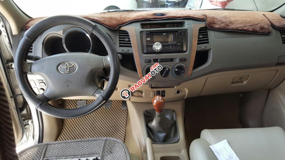 Bán Toyota Fortuner G 2.5MT số sàn máy dầu màu bạc, sản xuất 2009-0