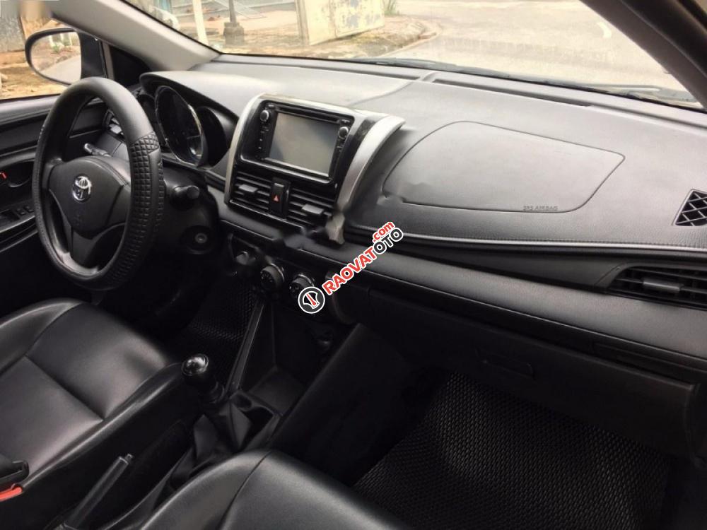 Cần bán lại xe Toyota Vios 1.5E 2014, màu đen chính chủ-3