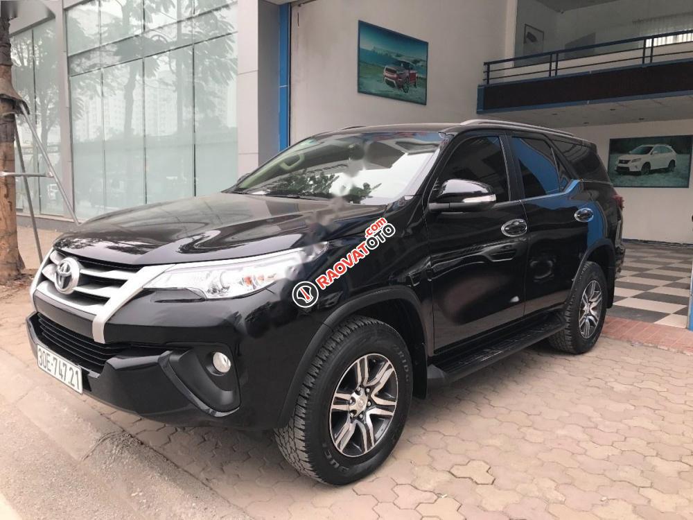 Cần bán Toyota Fortuner 2.4G 4x2 MT đời 2017, màu đen, nhập khẩu nguyên chiếc-1