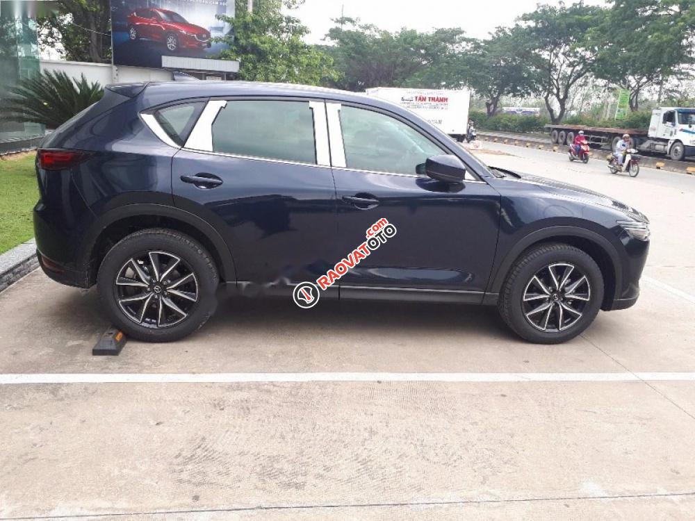 Cần bán xe Mazda CX 5 2.0 AT đời 2017, màu đen-3