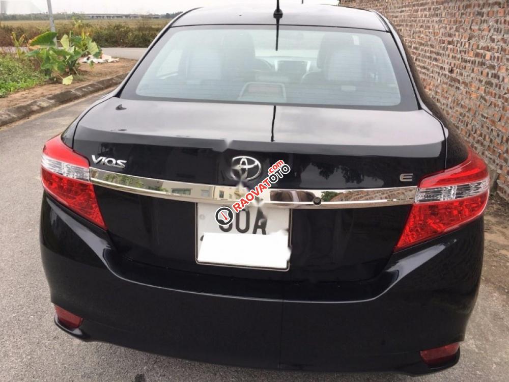Cần bán lại xe Toyota Vios 1.5E 2014, màu đen chính chủ-4
