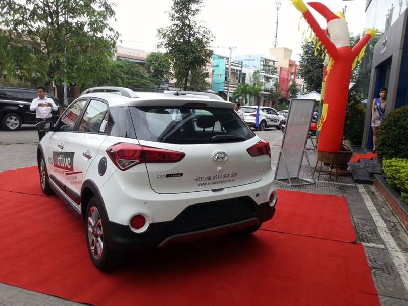 Cần bán Hyundai i20 Active đời 2017, màu trắng, nhập khẩu, giá tốt-4