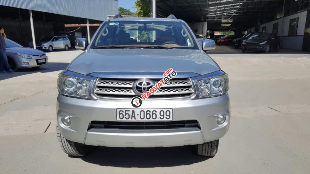 Bán Toyota Fortuner G 2.5MT số sàn máy dầu màu bạc, sản xuất 2009-7