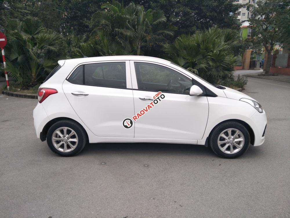 Bán ô tô Hyundai i10 MT đời 2016, màu trắng, nhập khẩu, 345tr-5