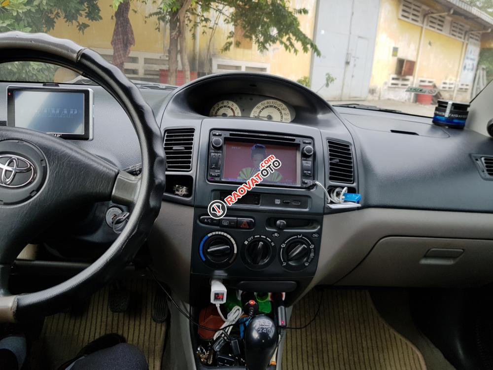 Bán xe Toyota Vios đời 2003, màu bạc, giá 210tr-1