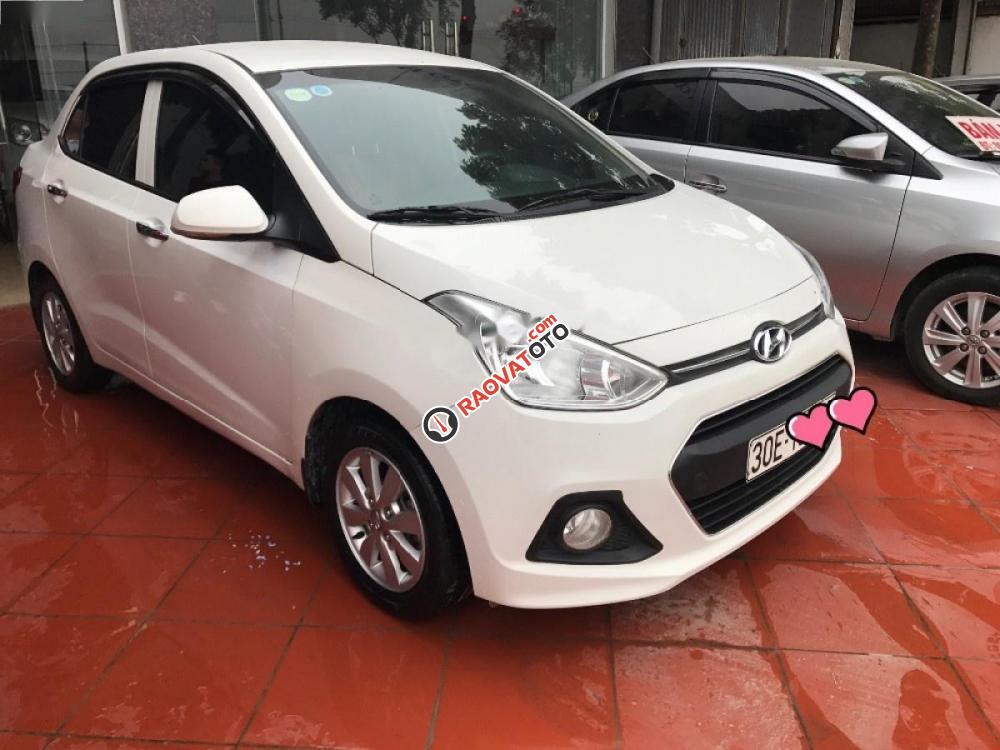 Cần bán Hyundai Grand i10 1.2 MT đời 2016, màu trắng, nhập khẩu nguyên chiếc số sàn, giá tốt-0