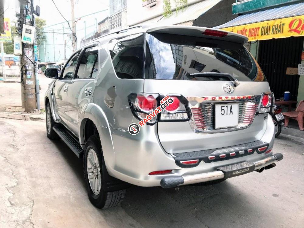 Cần bán lại xe Toyota Fortuner 2.5G năm 2014, màu bạc-1
