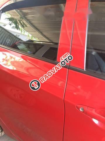 Bán ô tô Kia Morning sản xuất 2016, màu đỏ còn mới-1