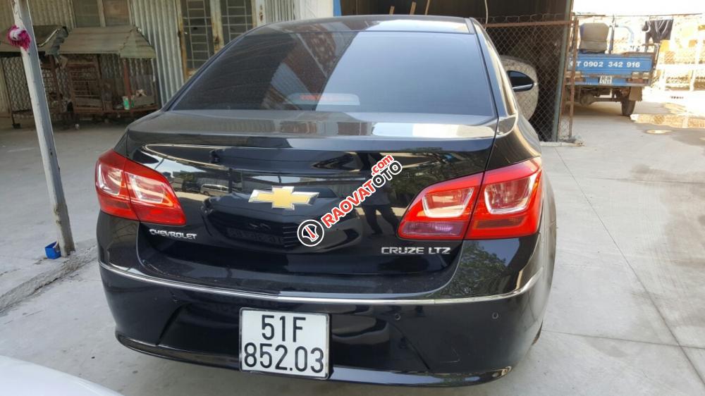 Bán Chevrolet Cruze LTZ 1.8AT màu đen VIP số tự động, biển Sài Gòn 2017 mẫu mới-6