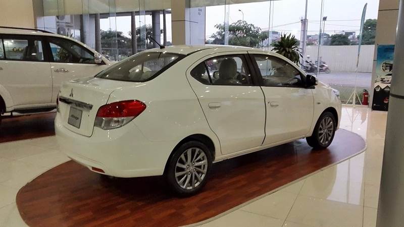 Cần bán xe Mitsubishi Attrage đời 2017, màu trắng, nhập khẩu chính hãng giá cạnh tranh-5