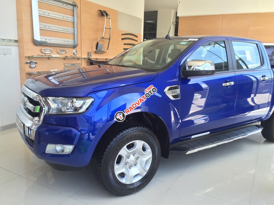 Bán xe Ford Ranger XLT 2.2L 4X4 MT 2017, đủ màu, giao ngay ưu đãi phụ kiện-1