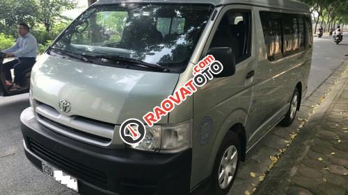 Cần bán lại xe Toyota Hiace MT sản xuất 2010-5