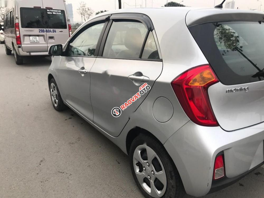Bán Kia Morning 1.0 MT đời 2017, màu bạc như mới-4