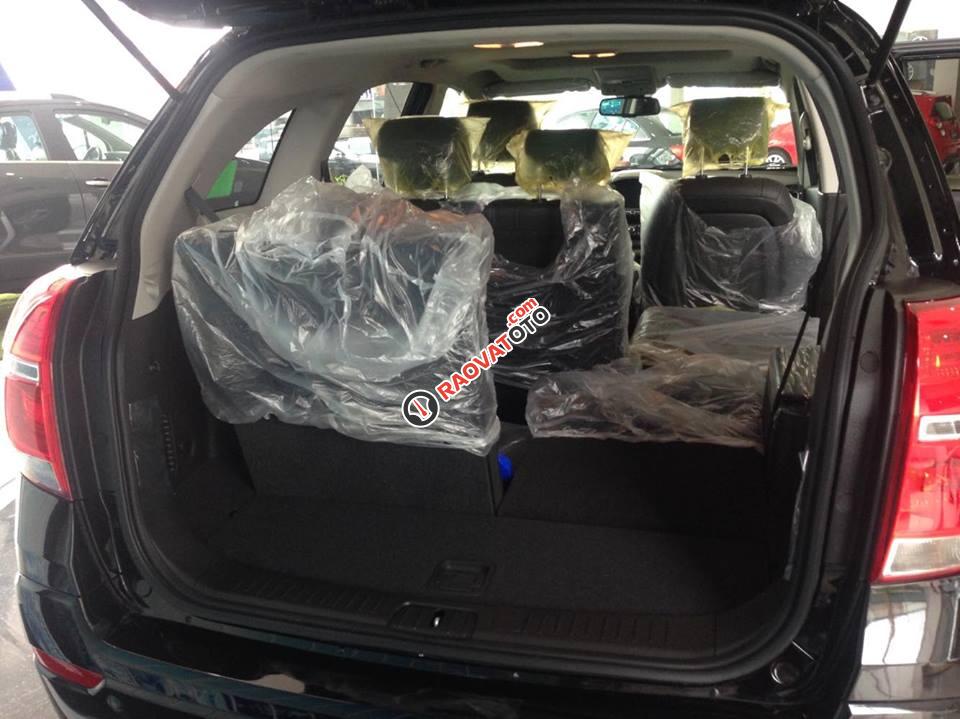 Cần bán Chevrolet Captiva Revv LTZ 2.4 AT đời 2018, màu đen, 879 triệu-2