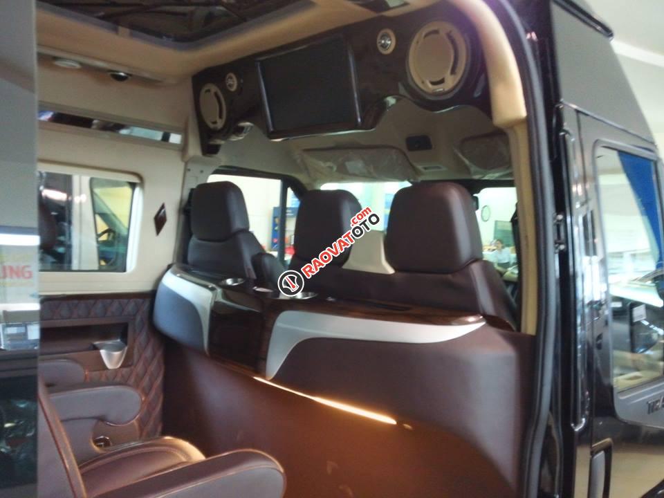 Ford Limousine 2018 - giao ngay đủ màu - thiết kế và thi công trong vòng 20 này-3