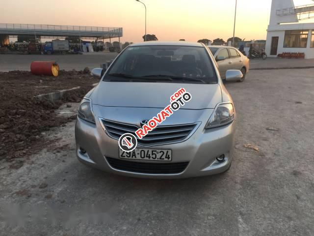 Chính chủ bán ô tô Toyota Vios 1.5G năm 2010, màu bạc-2