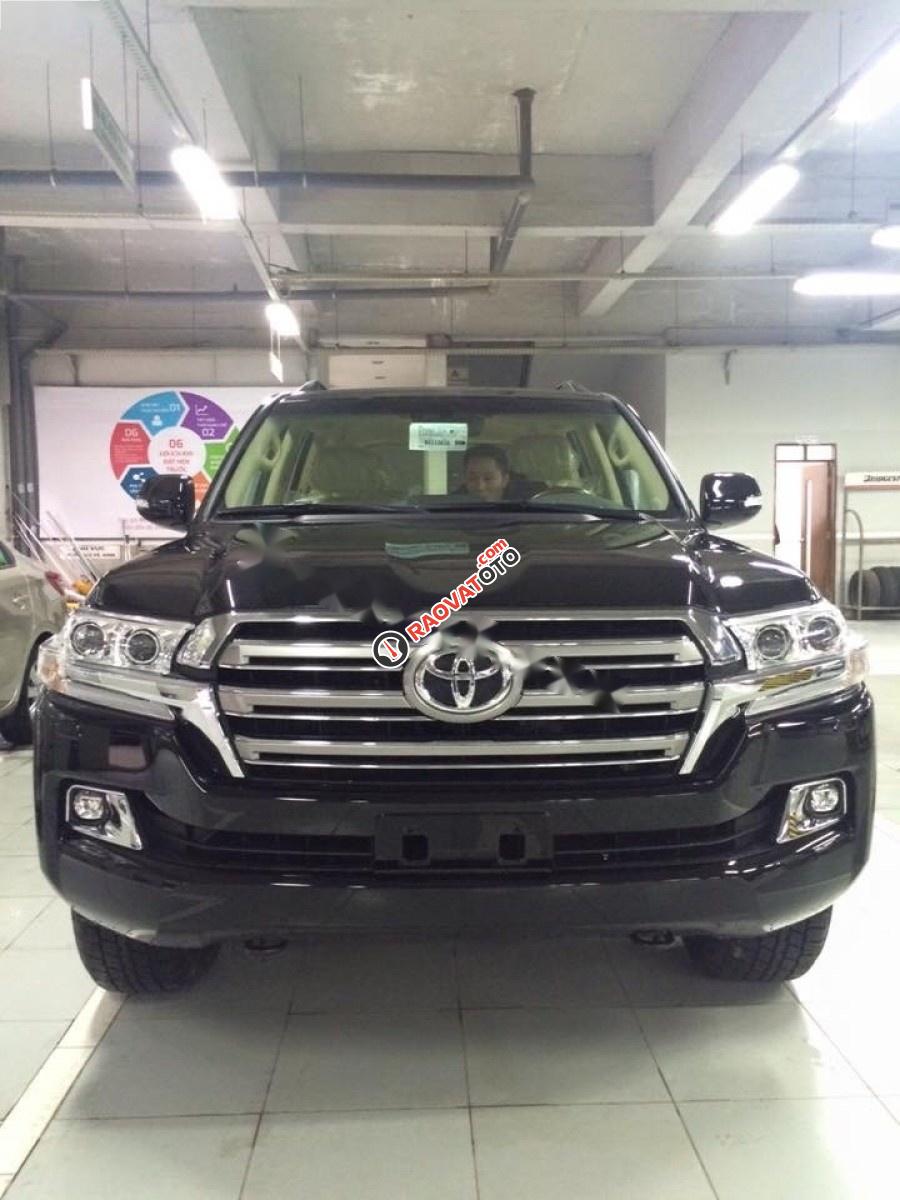 Bán xe Toyota Land Cruiser VX 4.6 V8 đời 2017, màu đen, nhập khẩu nguyên chiếc-8