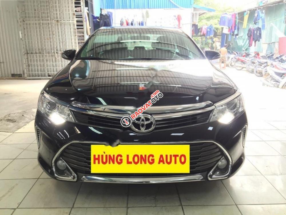 Xe Toyota Camry 2.0 E đời 2016, màu đen số tự động, giá tốt-0