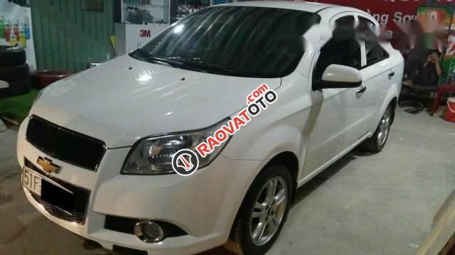 Bán xe Chevrolet Aveo LT năm 2016, màu trắng -0