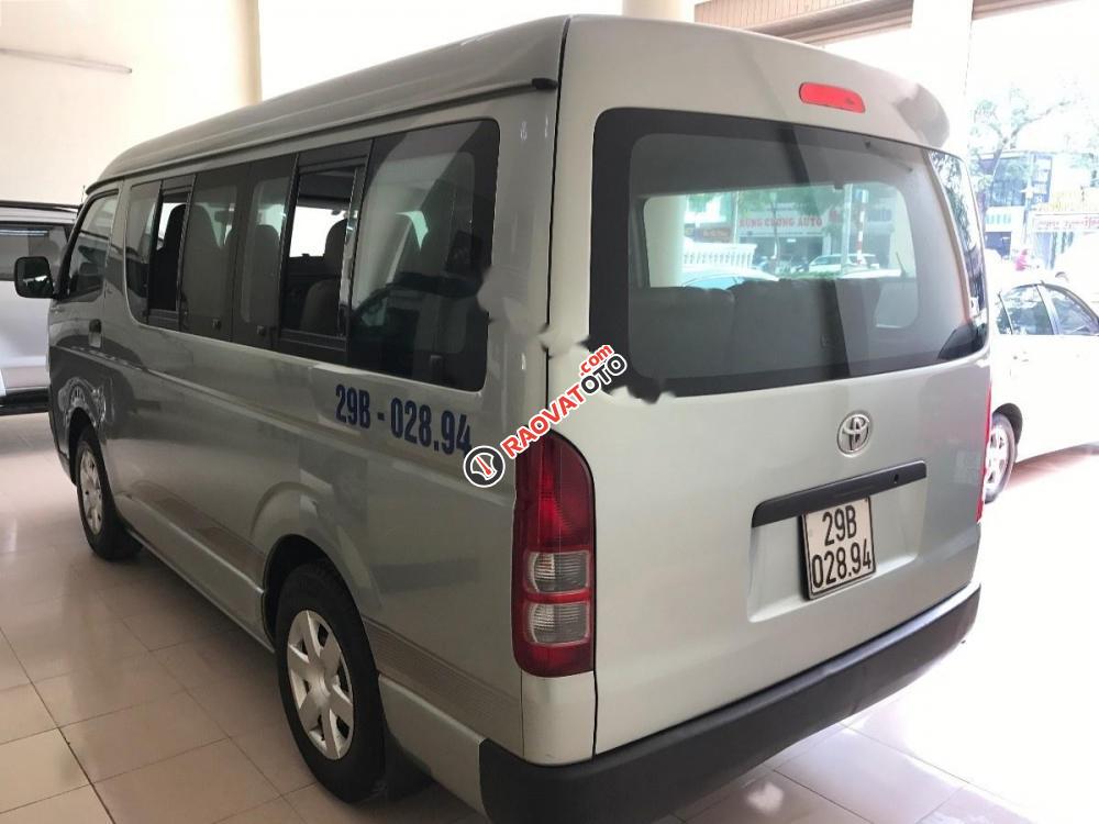 Bán Toyota Hiace đời 2010, màu xanh lam-2