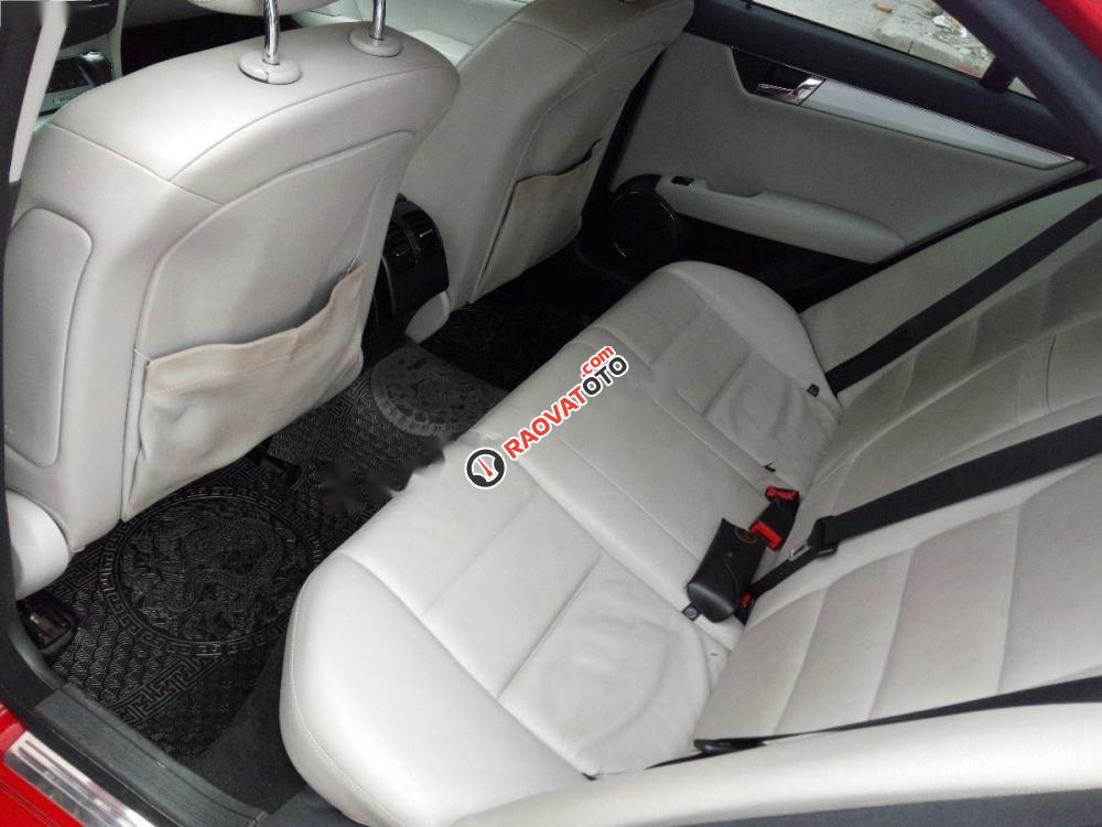 Bán ô tô Mercedes C200 CGI đời 2010, màu đỏ chính chủ, giá tốt-4