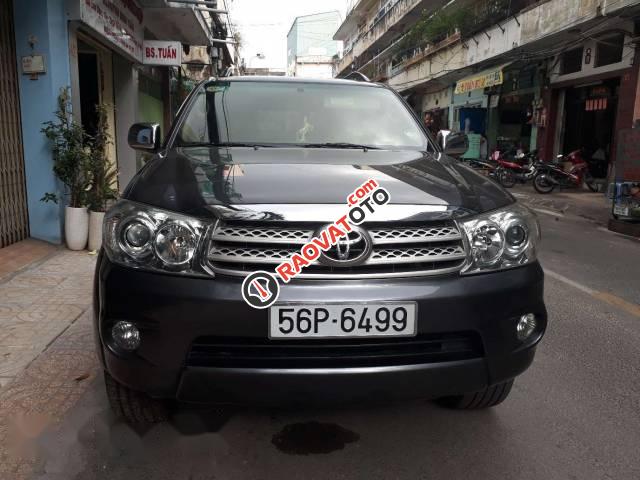 Bán Toyota Fortuner đời 2010, màu xám-1