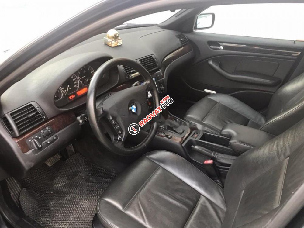 Bán xe BMW 3 Series 318I năm 2006, màu đen, giá 320tr-4