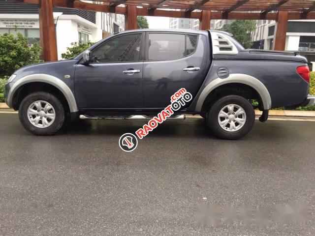 Cần bán gấp Mitsubishi Triton MT năm 2010 chính chủ, giá 345tr-0